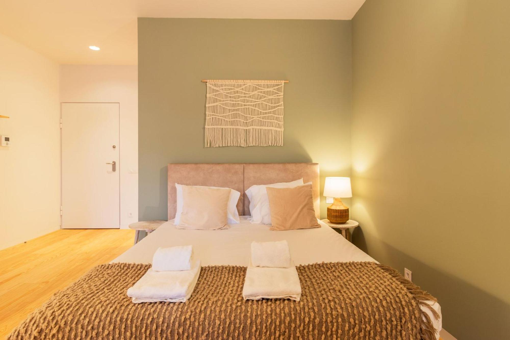 Apartment Almada 551 By Lovelystay